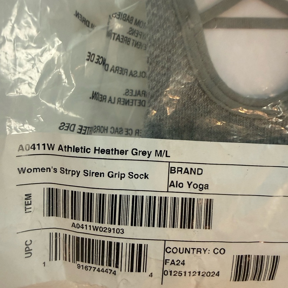 ALO Womens Strappy Grip Sock in Heather Light Gray NWT $48  in store - Picture 8 of 8